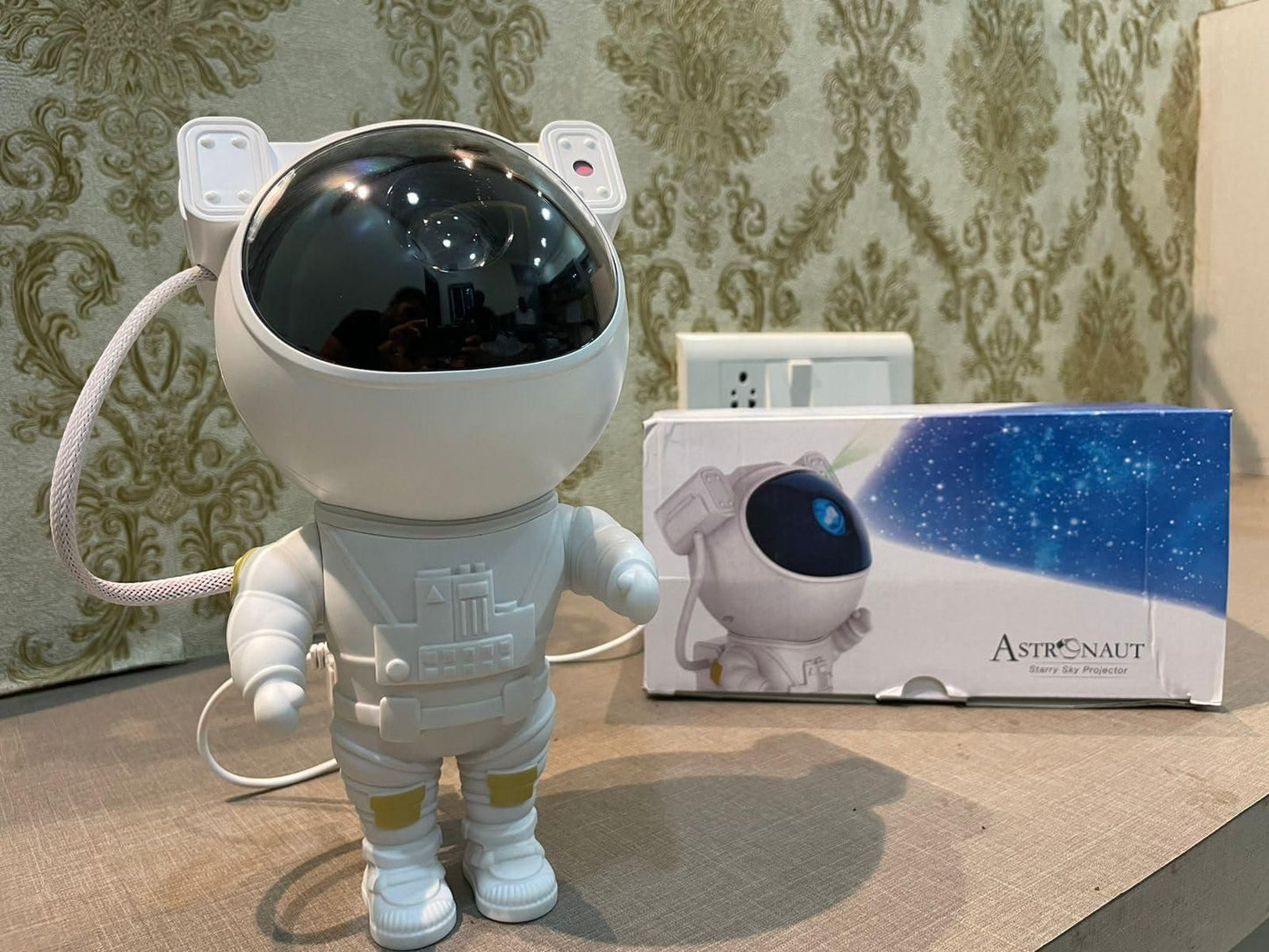 Astronaut Galaxy Projector - 360 Magnetic Head Rotation, Remote Control bae740-fe